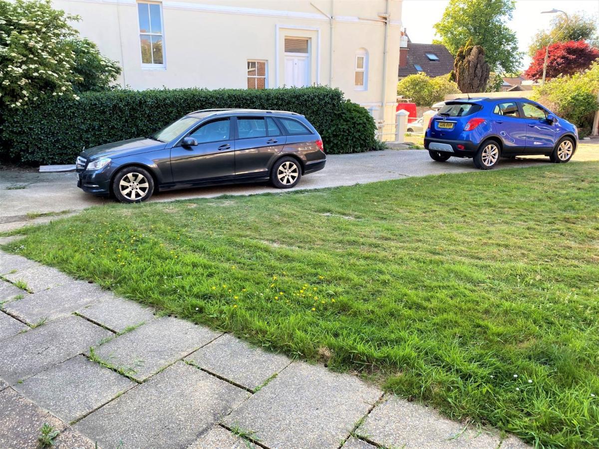 Luxury Suntrap In Private Complex St Leonards Hastings Exterior foto